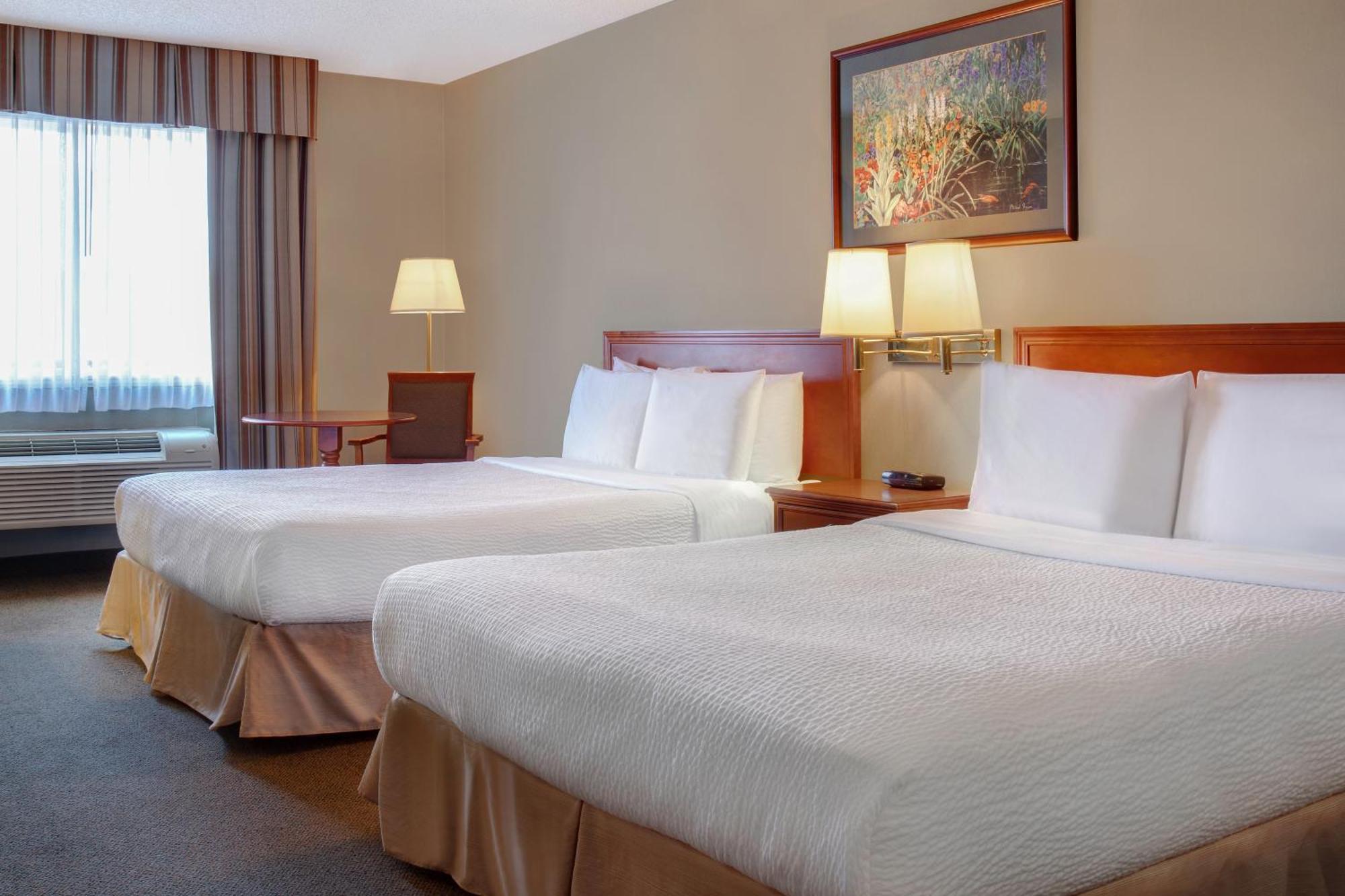 Days Inn By Wyndham Whitecourt Dış mekan fotoğraf