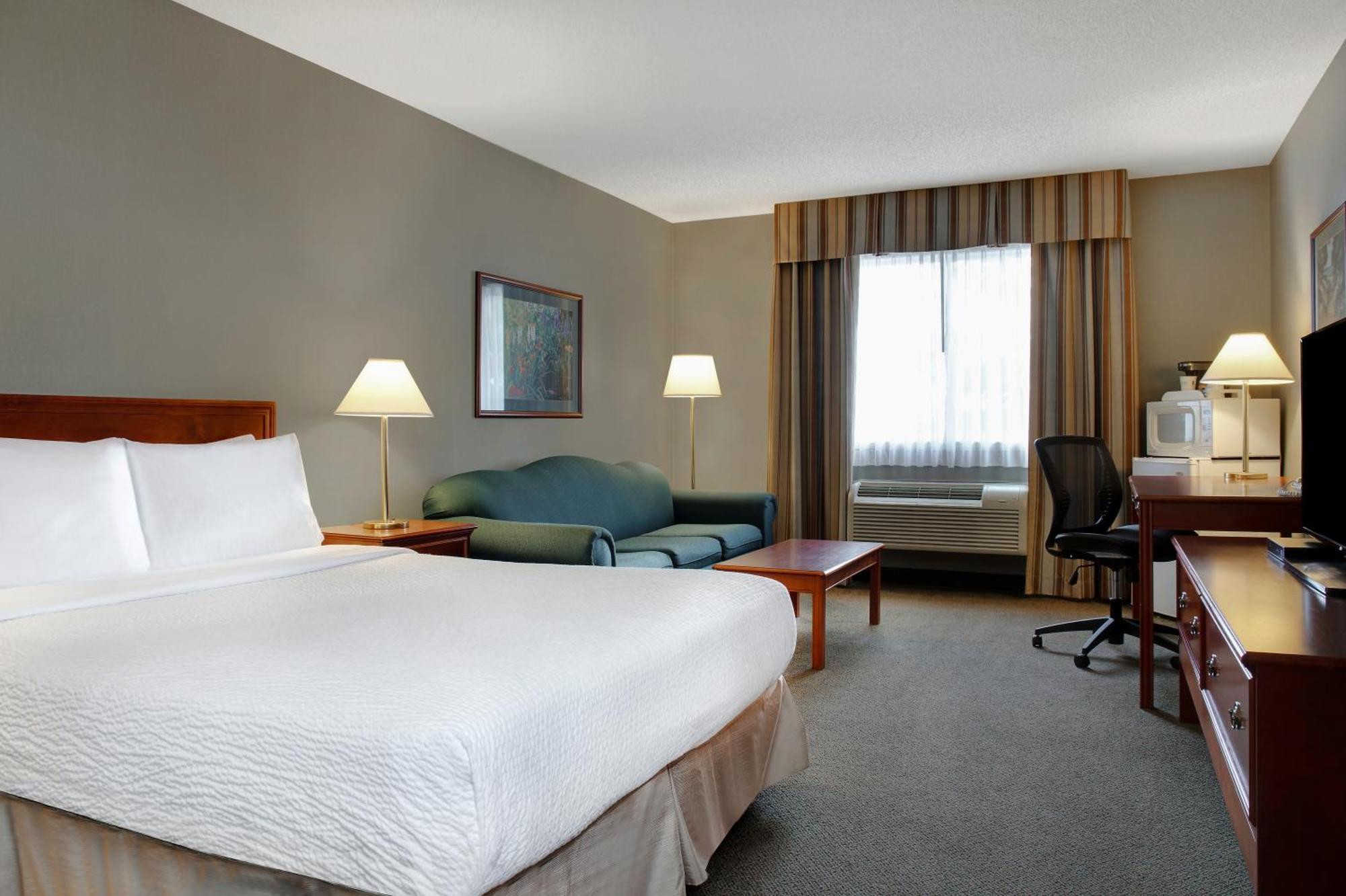 Days Inn By Wyndham Whitecourt Dış mekan fotoğraf